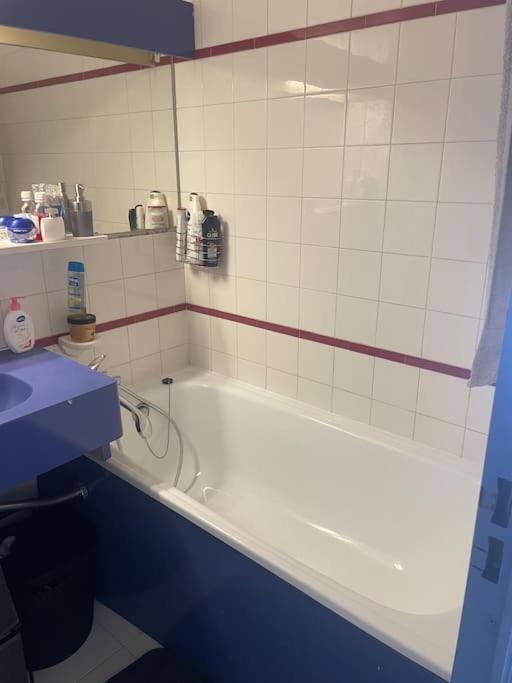 Appartement Rdc En Residence Avec Piscine カンヌ エクステリア 写真